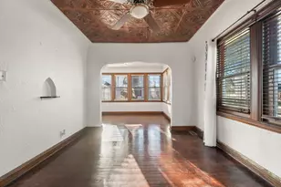 6218 N 105th St, Milwaukee, WI 53225 - Photo 7