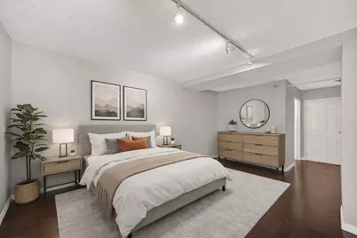 270 E Highland Ave #1011, Milwaukee, WI 53202 - Photo 19