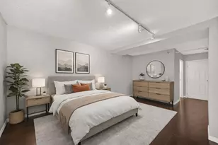 270 E Highland Ave, Milwaukee, WI 53202 - Photo 19