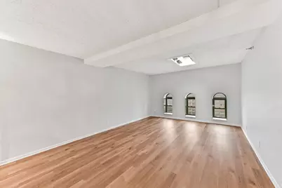 270 E Highland Ave #1011, Milwaukee, WI 53202 - Photo 11