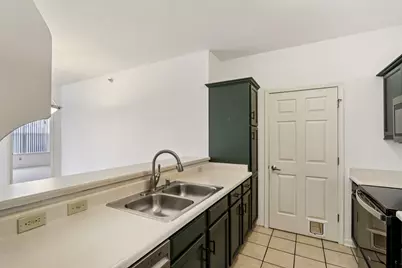 6995 S Riverwood Blvd #A05, Franklin, WI 53132 - Photo 13