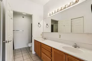 6995 S Riverwood Blvd, Franklin, WI 53132 - Photo 29