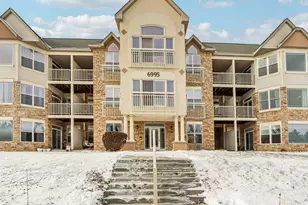 6995 S Riverwood Blvd, Franklin, WI 53132 - Photo 1