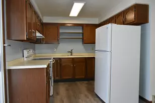 215 S 11th St, Oostburg, WI 53070 - Photo 5