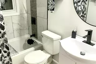 5918 N 72nd St, Milwaukee, WI 53218 - Photo 9