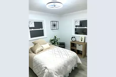 5918 N 72nd St, Milwaukee, WI 53218 - Photo 11