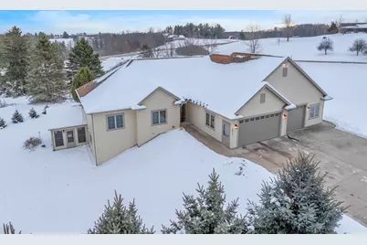 3011  Rolling Hills Dr, Newton, WI 54220 - Photo 1