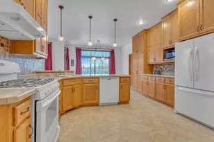 3011 Rolling Hills Dr, Newton, WI 54220 - Photo 5