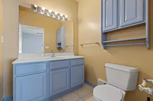 9056 W Elm Ct, Franklin, WI 53132 - Photo 15