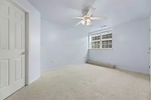 9056 W Elm Ct, Franklin, WI 53132 - Photo 23