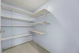 9056 W Elm Ct, Franklin, WI 53132 - Photo 25