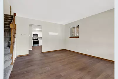 9851 W Beloit Rd, Milwaukee, WI 53227 - Photo 7