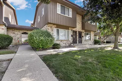 9851 W Beloit Rd, Milwaukee, WI 53227 - Photo 3