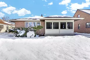 3324 N 94th St, Milwaukee, WI 53222 - Photo 5