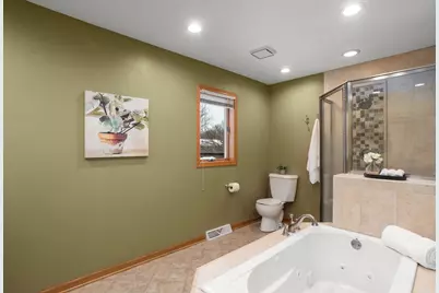 20960  Coventry Dr, Brookfield, WI 53045 - Photo 37