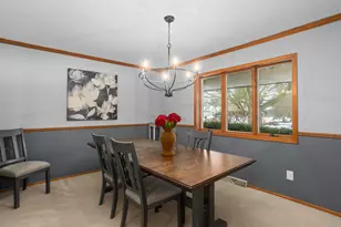 20960 Coventry Dr, Brookfield, WI 53045 - Photo 17