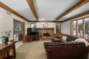 20960 Coventry Dr, Brookfield, WI 53045 - Photo 15