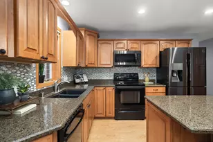 20960 Coventry Dr, Brookfield, WI 53045 - Photo 7