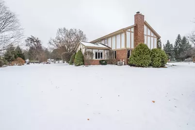 20960  Coventry Dr, Brookfield, WI 53045 - Photo 49