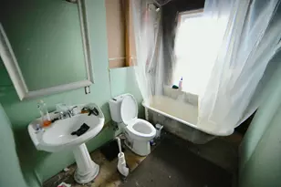 1122 W Wright St, Milwaukee, WI 53206 - Photo 3