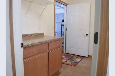 2635  Edgewood Dr #63, Beloit, WI 53511 - Photo 15