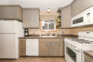 3018 N 73rd St, Milwaukee, WI 53210 - Photo 19