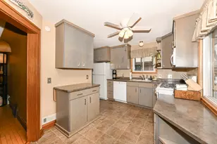 3018 N 73rd St, Milwaukee, WI 53210 - Photo 15