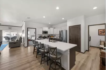 116  Four Seasons Ln, Kewaskum, WI 53040 - Photo 3