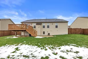 228 W Haven Dr, Watertown, WI 53094 - Photo 25