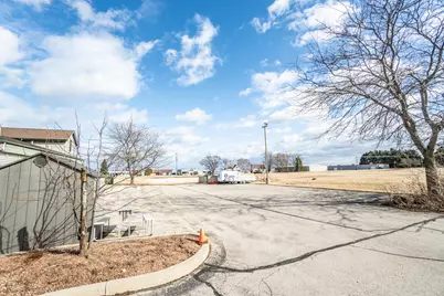 119  Main St #129 &amp; 139, Belgium, WI 53004 - Photo 15