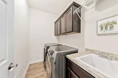 1045  Ann Marie Way, Oconomowoc, WI 53066 - Photo 21