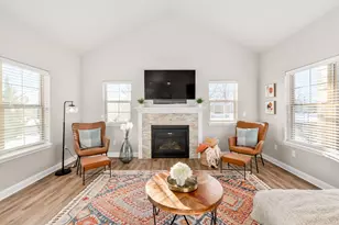 1045 Ann Marie Way, Oconomowoc, WI 53066 - Photo 5