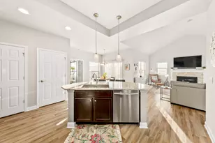 1045 Ann Marie Way, Oconomowoc, WI 53066 - Photo 11