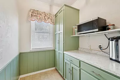 602 N Main St, Hartford, WI 53027 - Photo 17