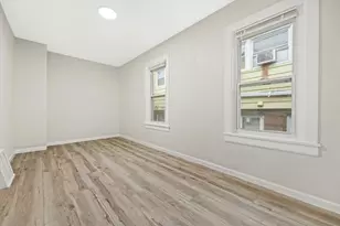 2031 S 7th St, Milwaukee, WI 53204 - Photo 13