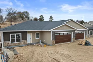 W7674 Castle Mound Rd, Holland, WI 54636 - Photo 35