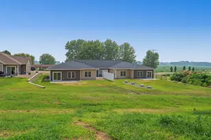W7674 Castle Mound Rd, Holland, WI 54636 - Photo 45