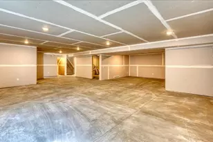 W7674 Castle Mound Rd, Holland, WI 54636 - Photo 15