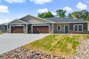 W7674 Castle Mound Rd, Holland, WI 54636 - Photo 1