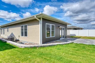 W7674 Castle Mound Rd, Holland, WI 54636 - Photo 19