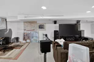 1914 Harvest Ln, Waukesha, WI 53186 - Photo 31