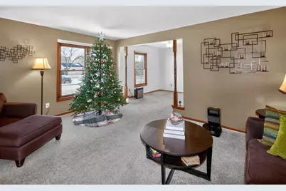 1914  Harvest Ln, Waukesha, WI 53186 - Photo 15