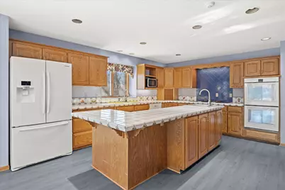 301 W Ravine Baye Rd, Bayside, WI 53217 - Photo 25