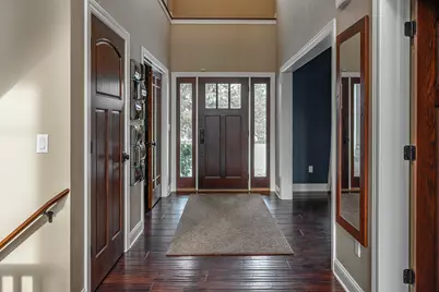 15105  Froedtert Dr, Elm Grove, WI 53122 - Photo 19