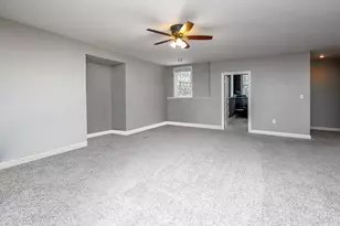 15105 Froedtert Dr, Elm Grove, WI 53122 - Photo 47