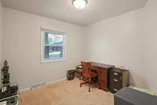 3257 90th St, Sturtevant, WI 53177 - Photo 9