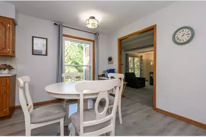 N11W30200  Hickory Hill Dr, Delafield, WI 53188 - Photo 9