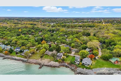 8609  Lakeshore Dr, Pleasant Prairie, WI 53158 - Photo 5