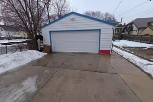 1411 Maryland Ave, Sheboygan, WI 53081 - Photo 3