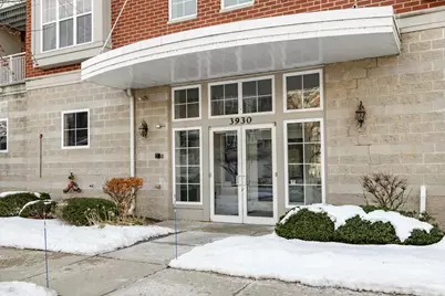 3930 S Lake Dr #302, Saint Francis, WI 53235 - Photo 1